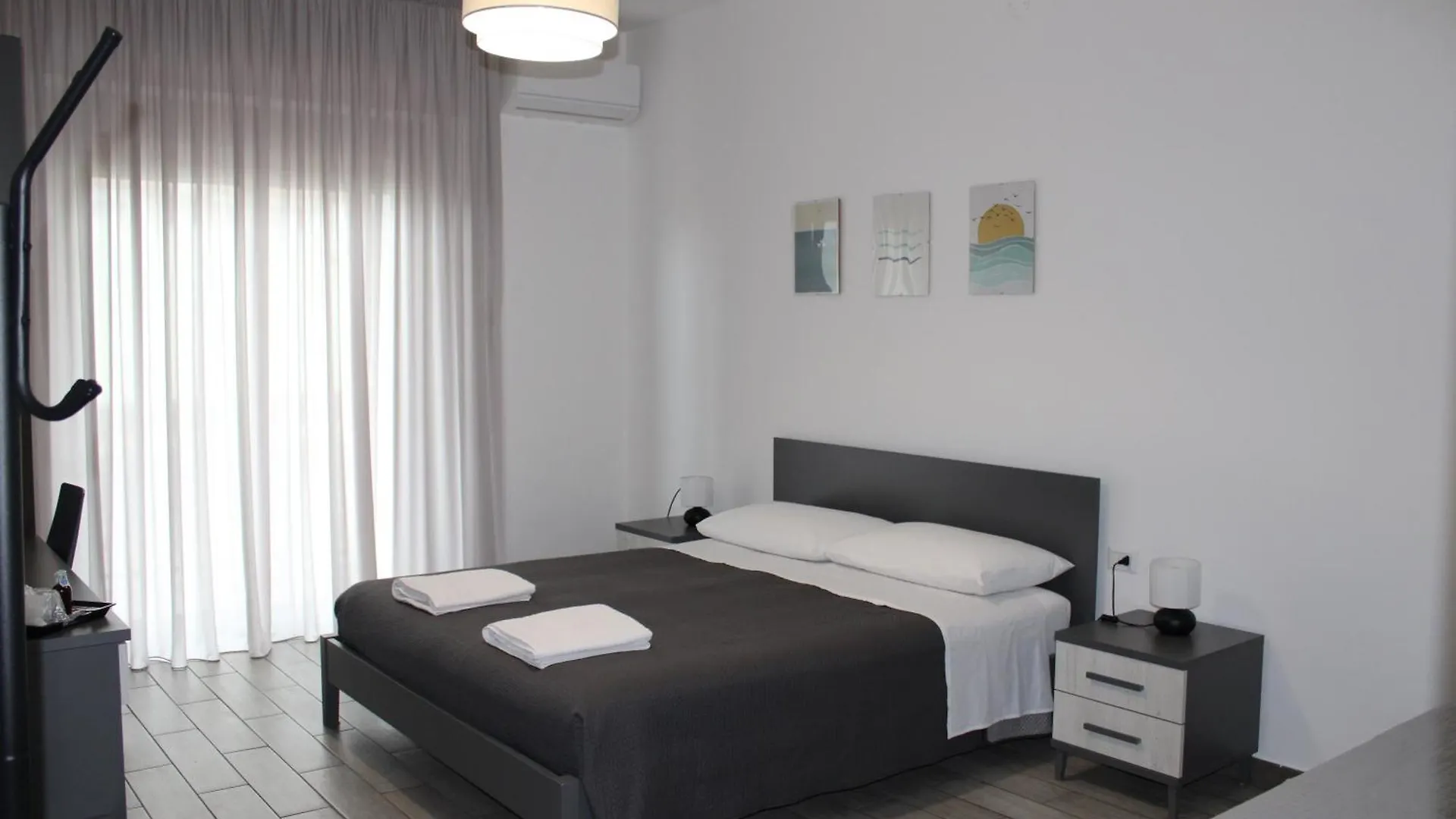 Casa Vacanze Etna Sunset Giarre 0*,  Ιταλία